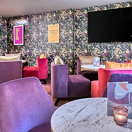 Premier Inn London Hampstead-3